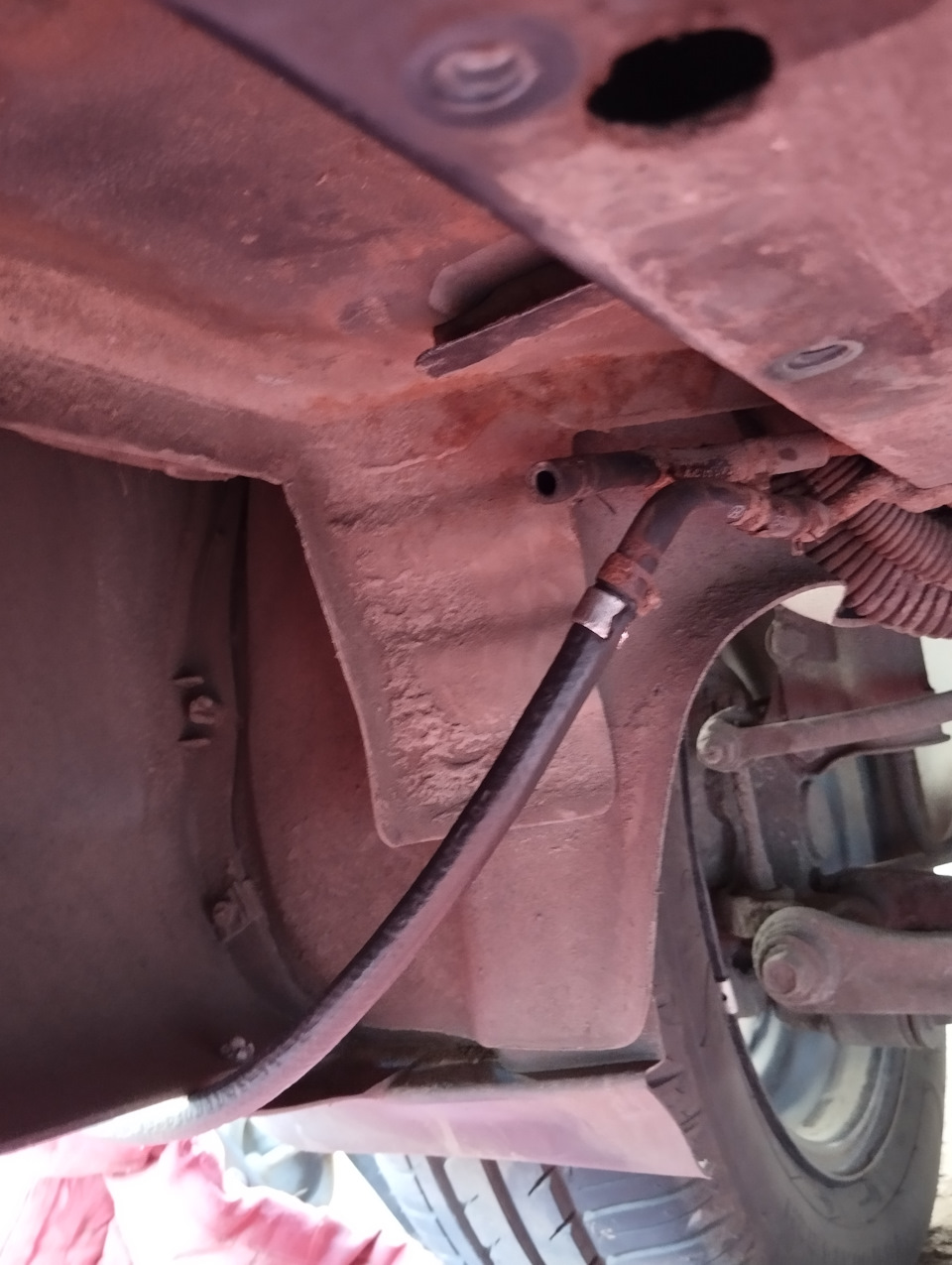 Продувка адсорбера и магистралей адсорберной системы, проверка клапана ...