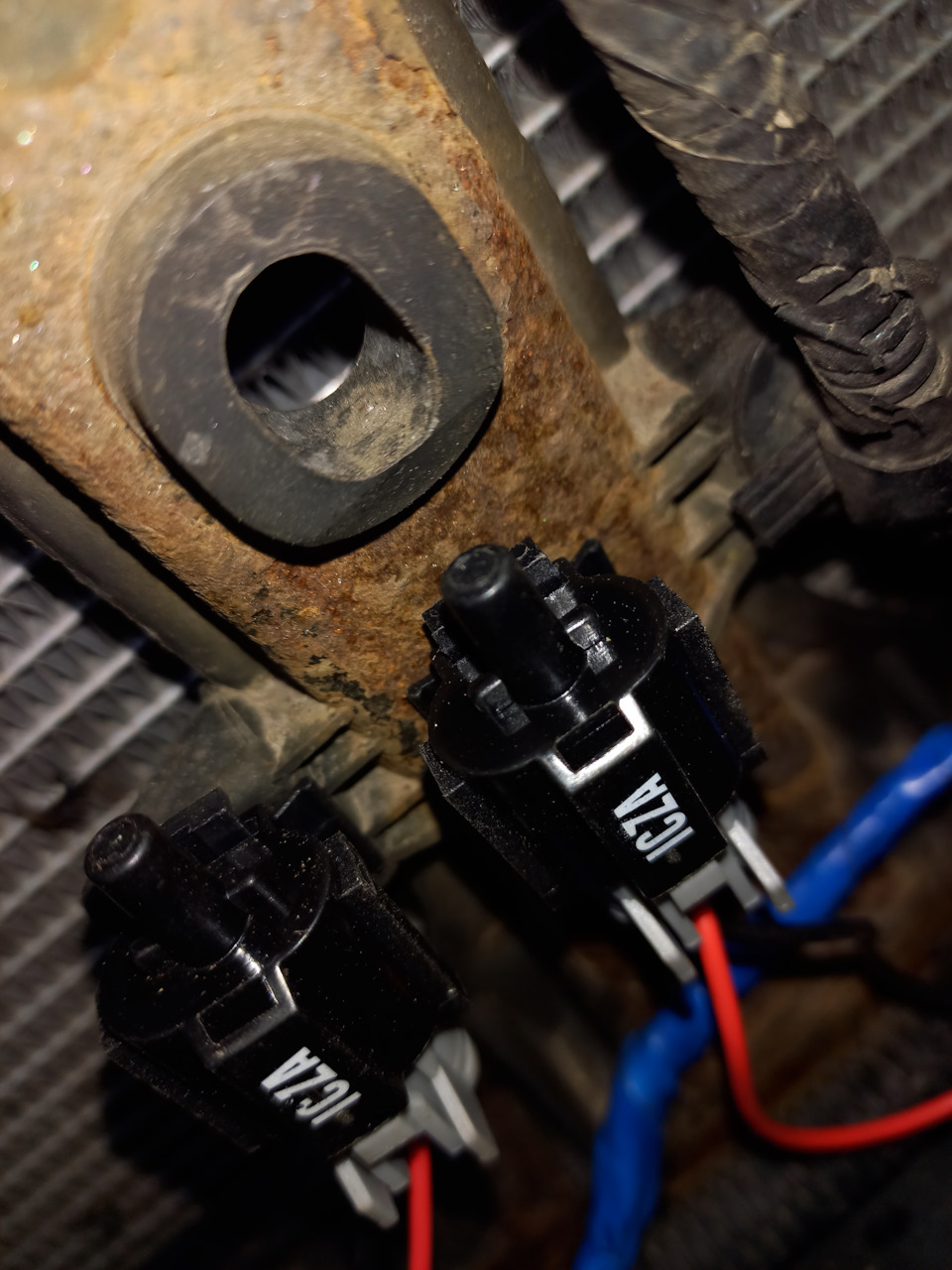 ©122©Замена датчиков температуры наружного воздуха. — KIA Ceed (1G), 1 ...