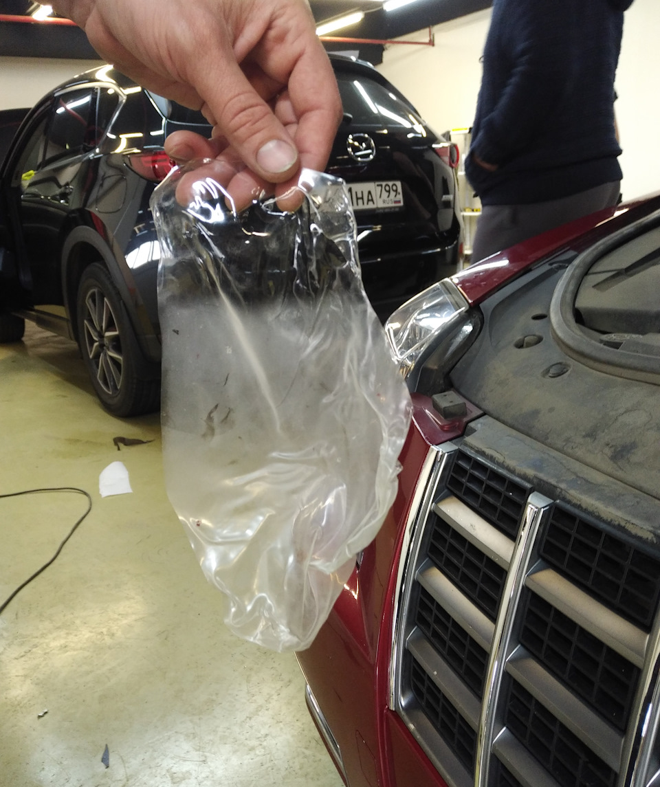 старая пленка с зеркал — Cadillac CTS (2G)