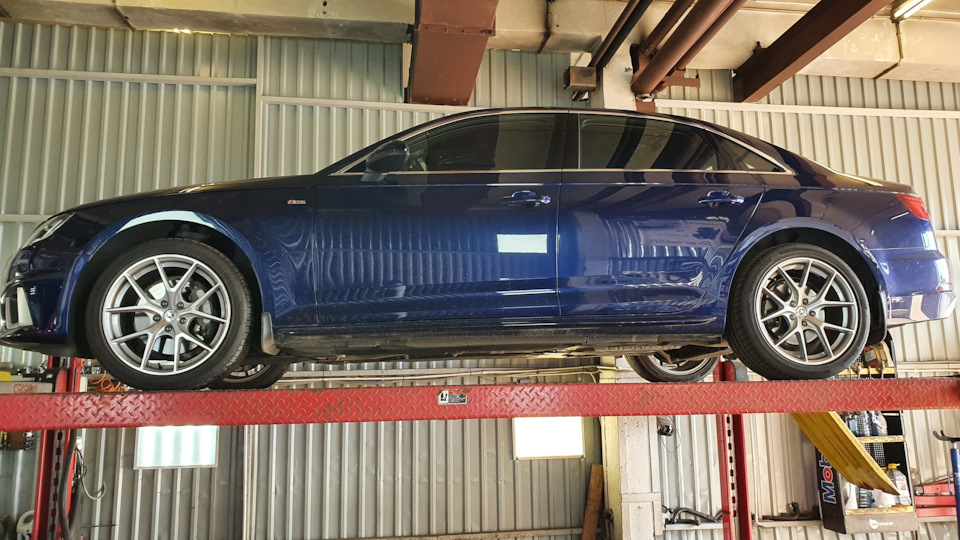 Фото в бортжурнале Audi A4 (B9)
