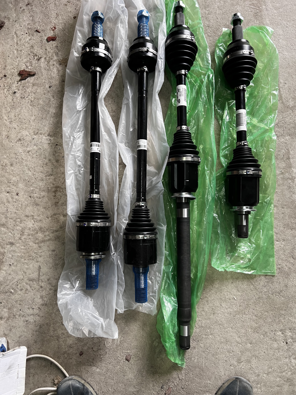 Устранение вибрации по кузову. Продолжение. Замена всех полуосей ...