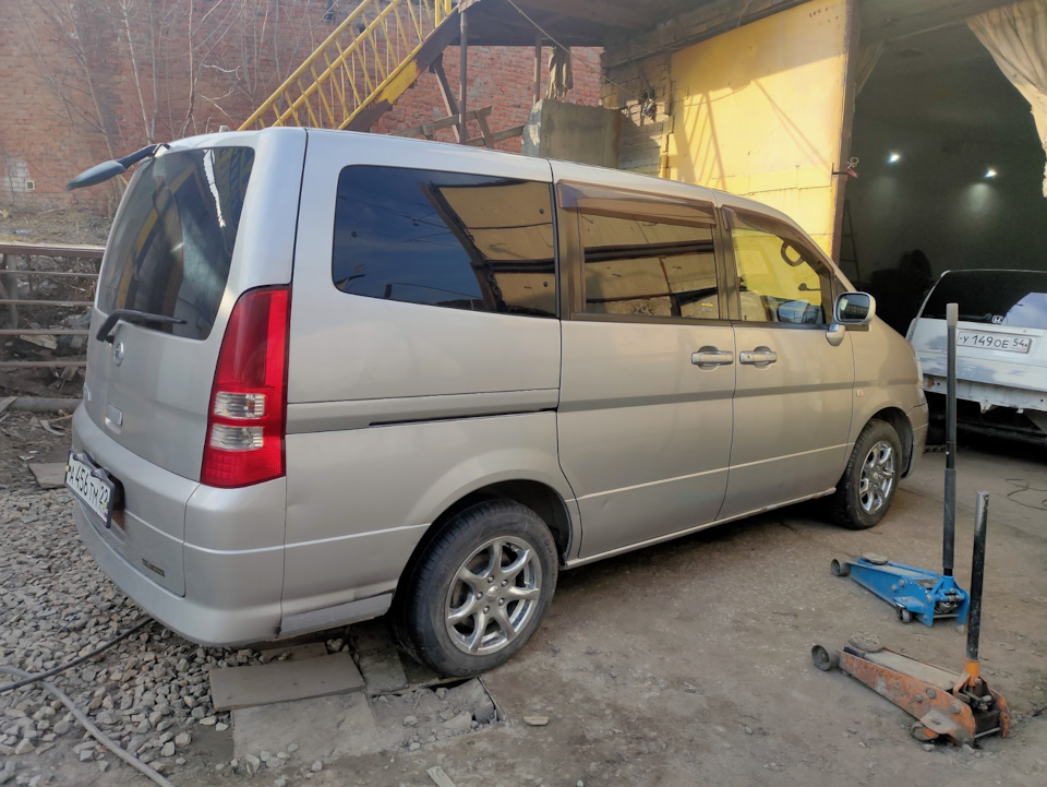 Переобулся, замена обгонной муфты геннратора — Nissan Serena Mk II (C24 ...