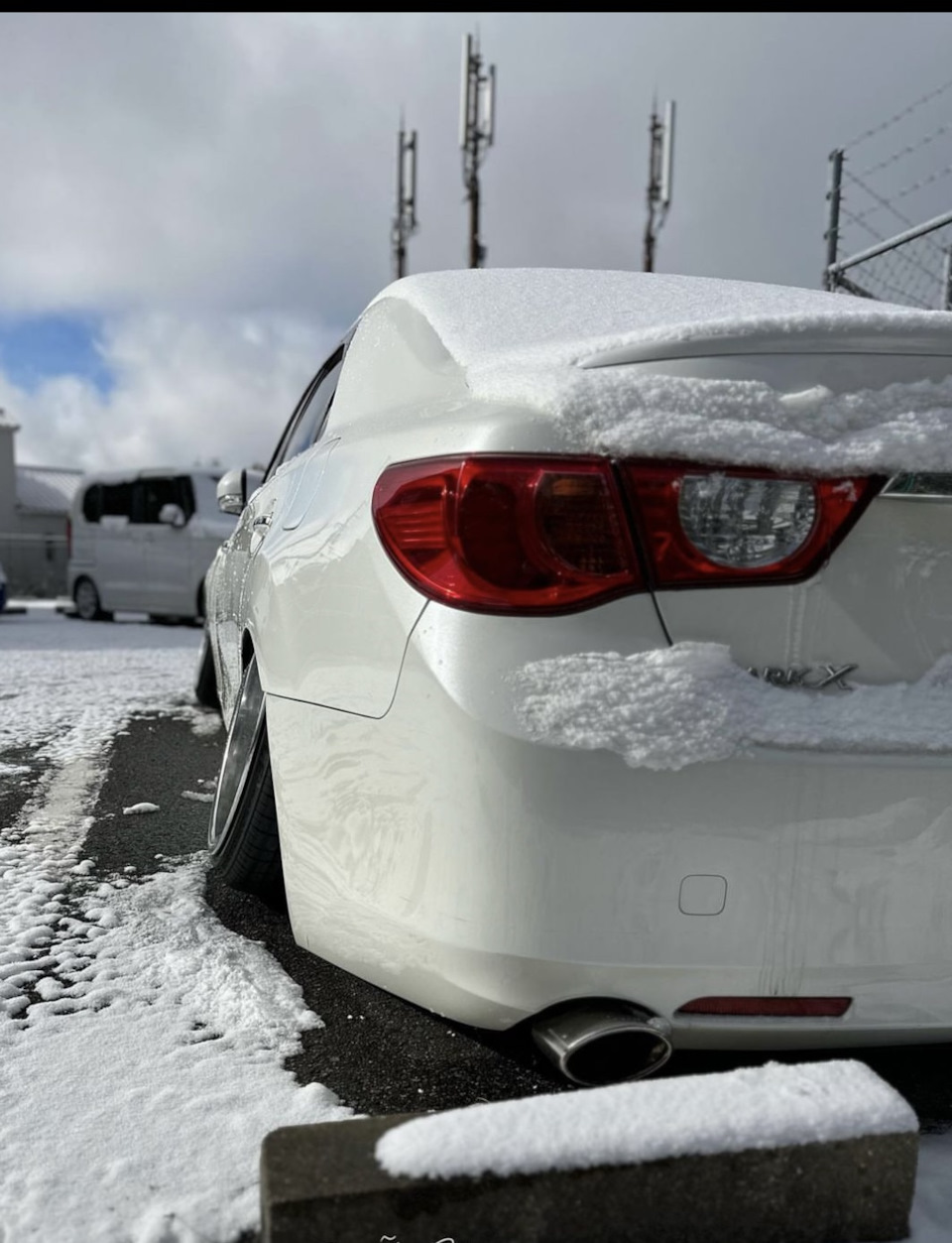 Просели задние пружины — Toyota Mark X (GRX130), 2,5 л, 2011 года ...