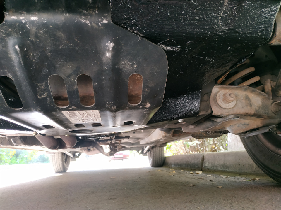 Установка пыльника двигателя. — Lada 2101, 1,2 л, 1978 года | своими ...