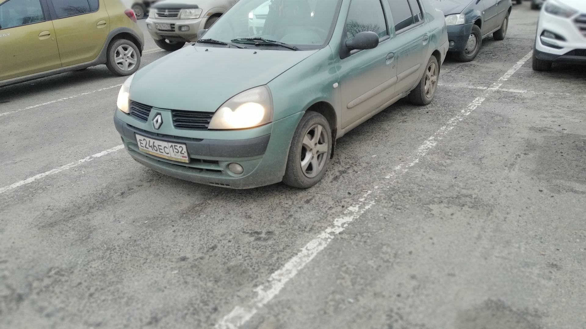 Renault Symbol 1.4 бензиновый 2005 | Green на DRIVE2