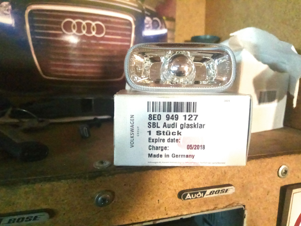 Повторители указателя поворота от Ауди а6с6. — Audi A8 (D2), 4,2 л ...