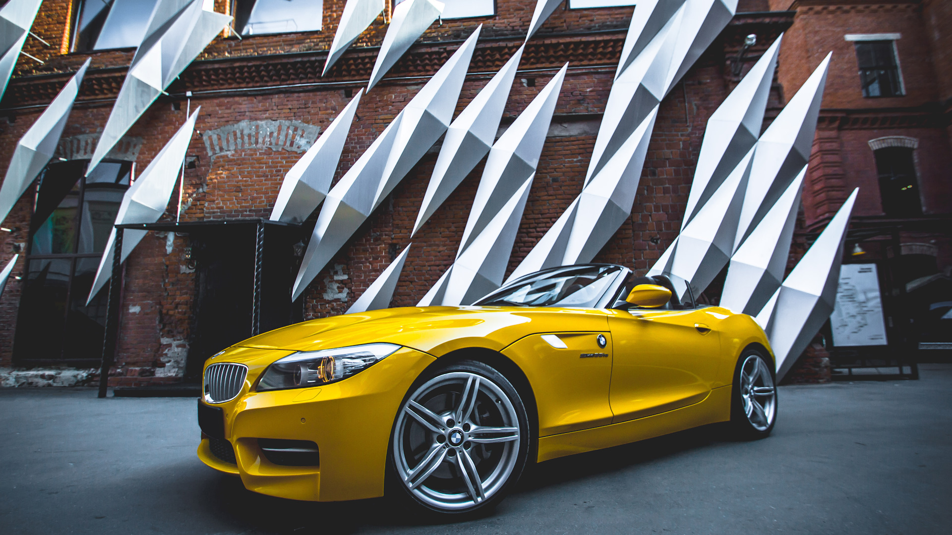 BMW z4 3 0 Р¶С‘Р»С‚С‹Р№