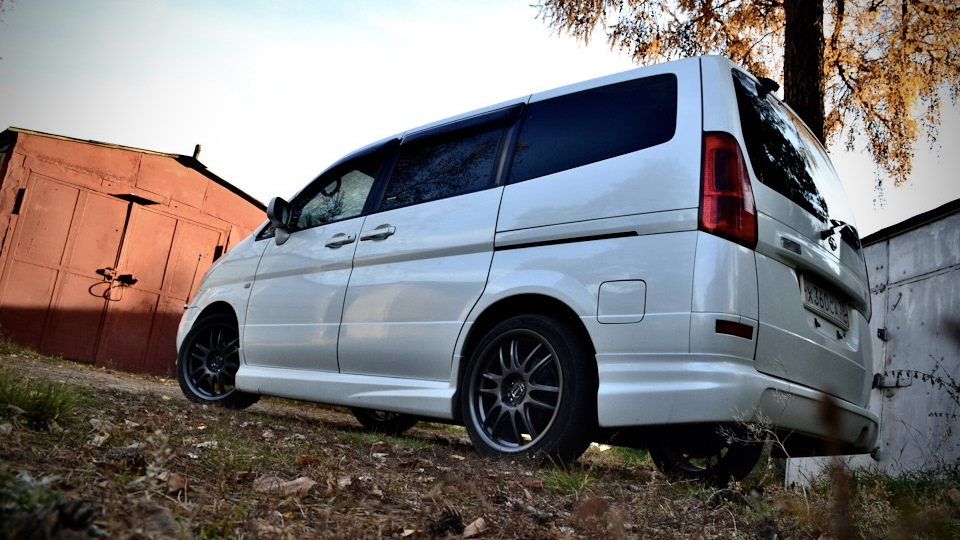 задний сальник коленвала — Nissan Serena Mk II (C24), 2 л, 2000 года ...