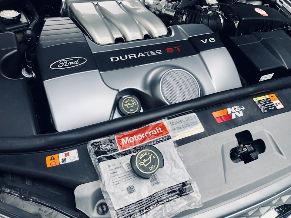 Фото в бортжурнале Ford Mondeo III ST220. Запчасти на фото: ST220