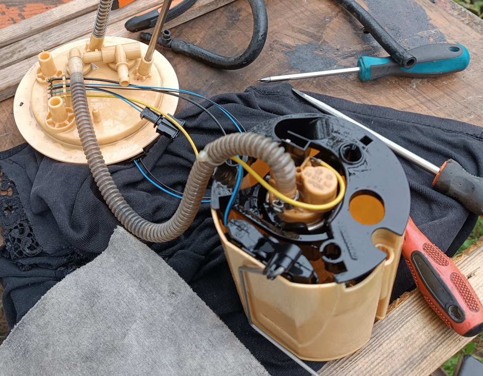 Не заводится при 1/4 топлива в баке. — Audi A6 (C6), 3 л, 2005 года ...