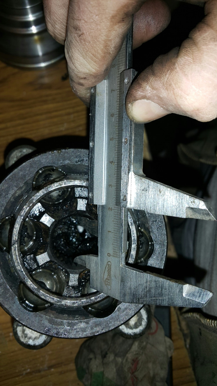 Замена ступичного подшипника, и попытка поменять наружный шрус ...