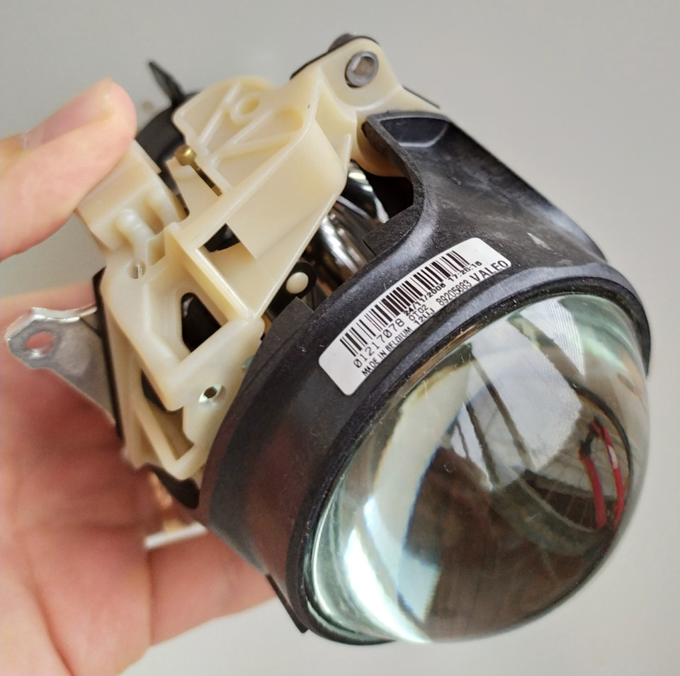 Линза биксенон (оригинал) Valeo 01217078 89205883 на Audi Q5 (1G), Audi ...