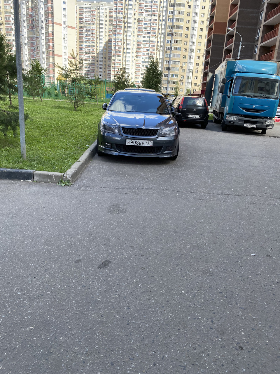 Течь антифриза, замена помпы — Skoda Octavia A5 Mk2, 1,8 л, 2012 года ...