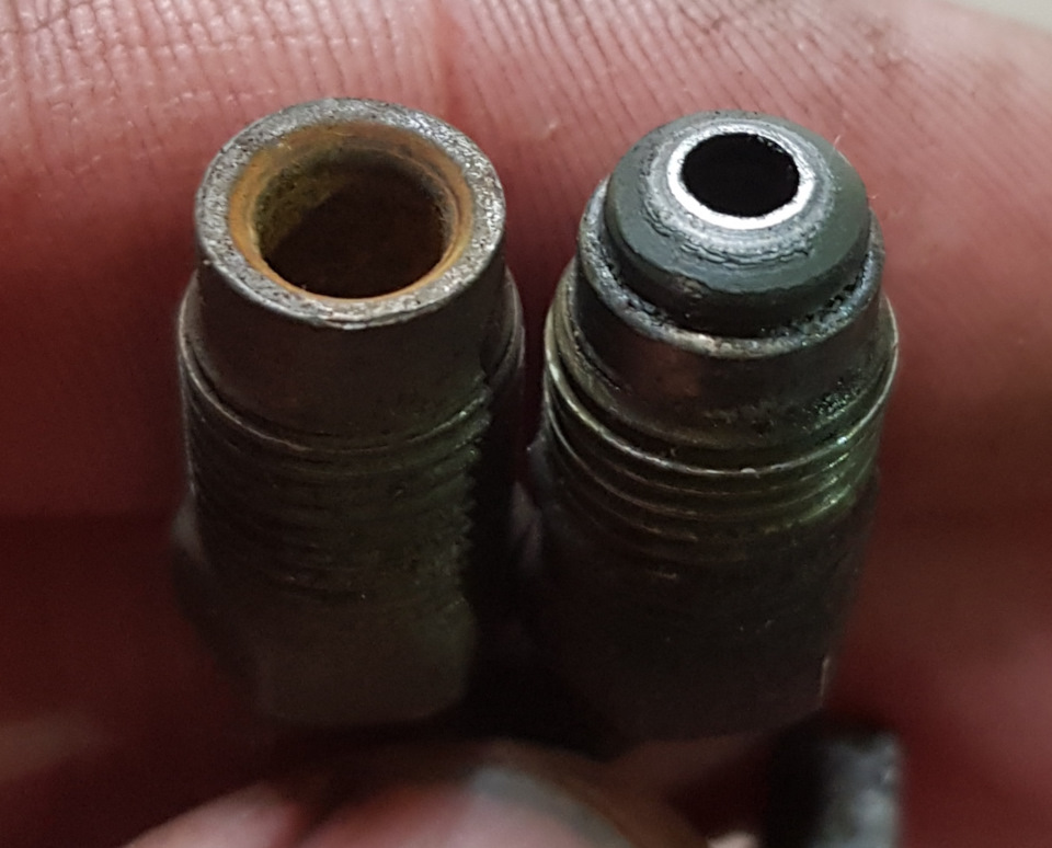 lsAAAgE S A 960 Как открутить штуцер тормозной трубки