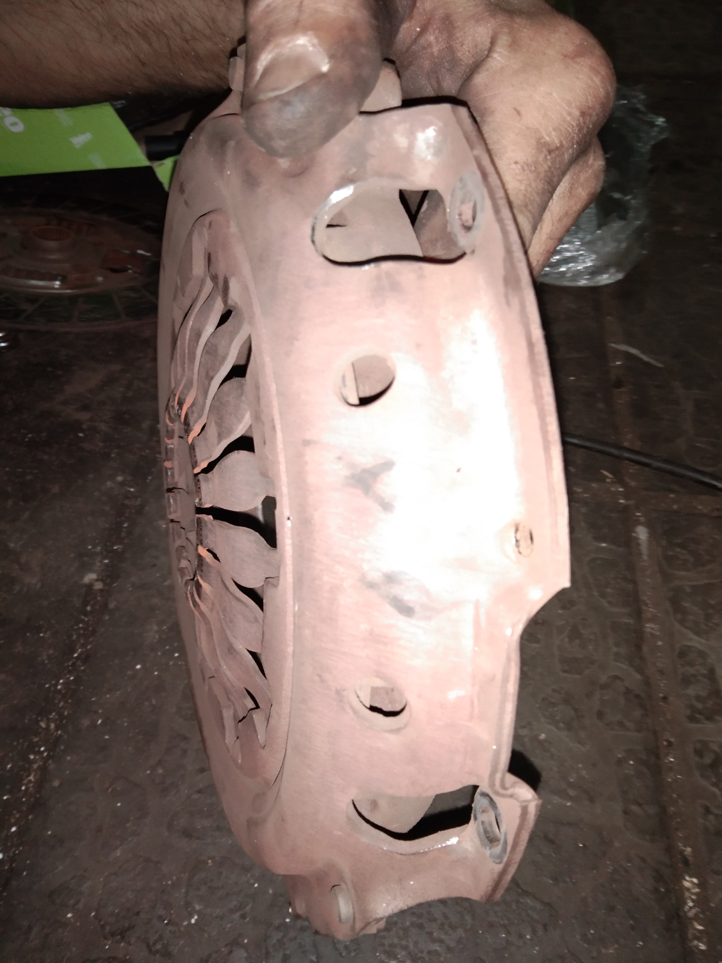 Замена сцепления Ларгус — Lada Ларгус, 1,6 л, 2014 года | поломка | DRIVE2