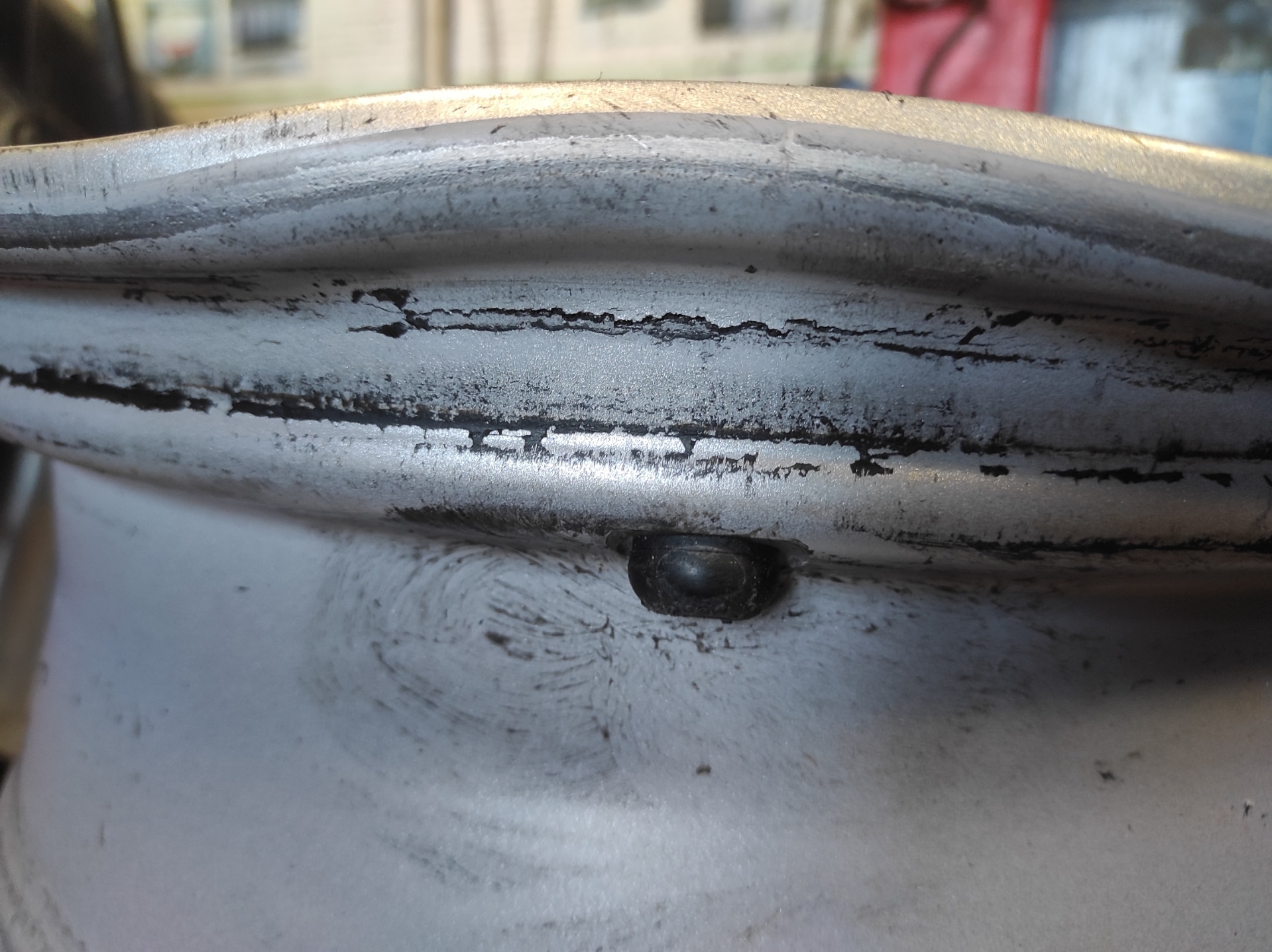 Вот такие они, заводские диски) — Lada Vesta (1G), 1,6 л, 2017 года ...