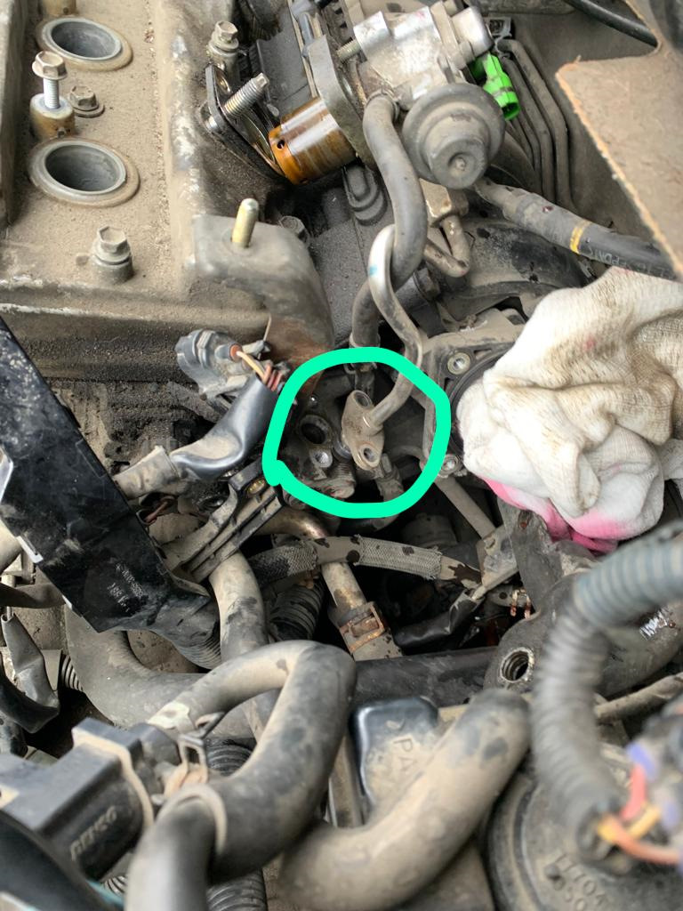 Замена прокладки клапанной крышки 1AZ-FSE и прочего — Toyota Avensis II ...