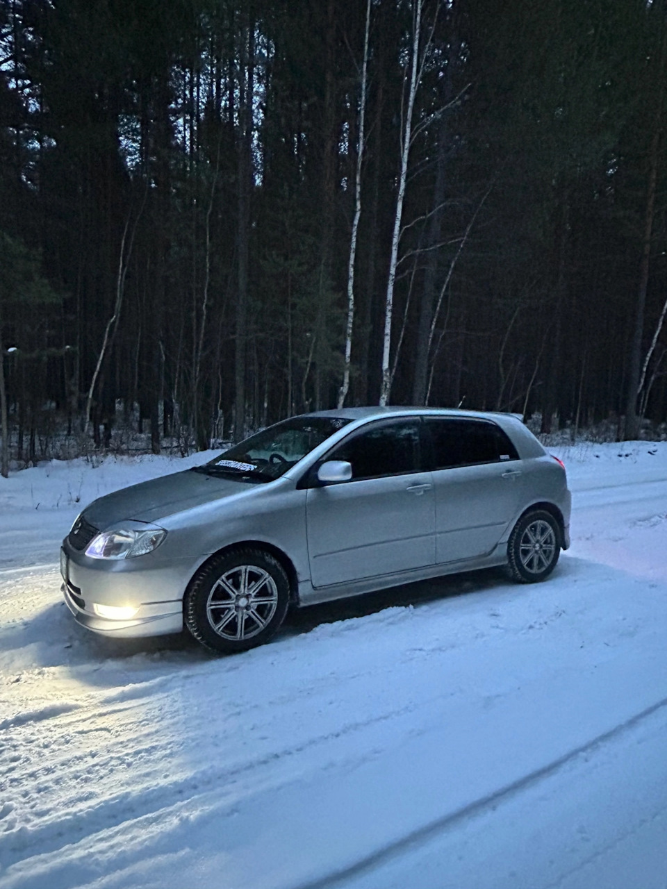 Японские машины на квадратных номерах — Toyota Corolla RunX, 1,8 л, 2001  года | аксессуары | DRIVE2