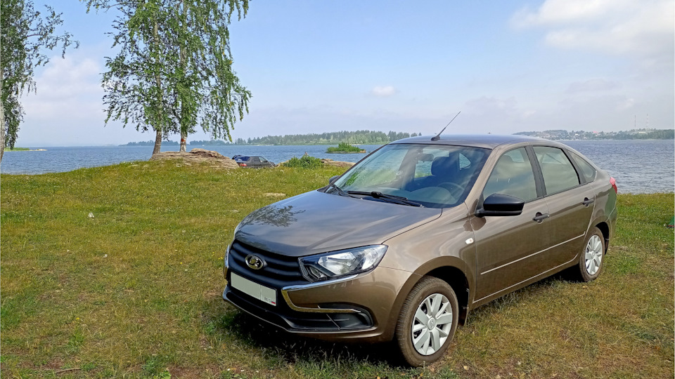 Lada Granta liftback