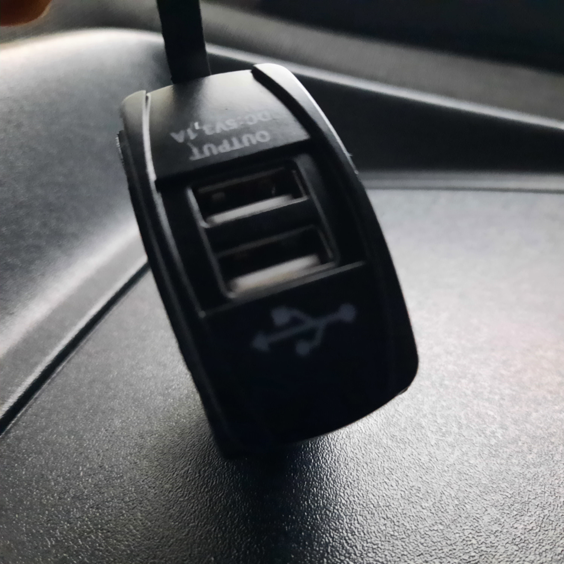 Подтраивает двигатель на холостых оборотах — Ford Fusion, 1,6 л, 2007 ...