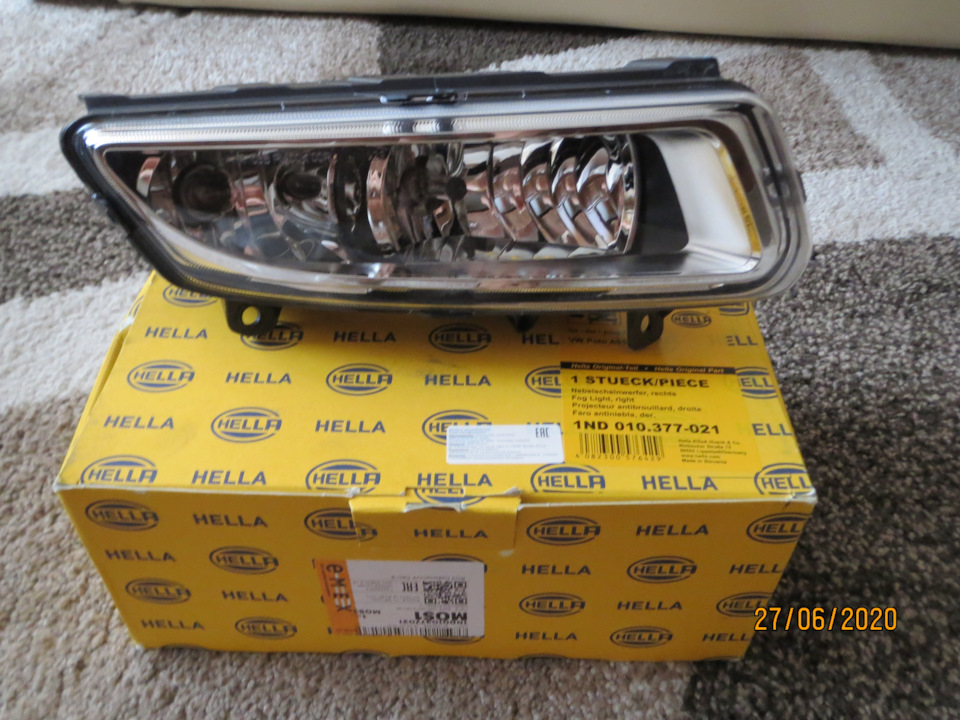1ND010377021 Противотуманная фара правая HELLA | Запчасти на DRIVE2