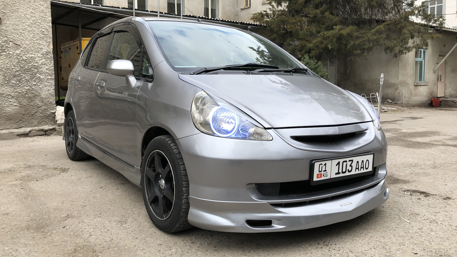 Honda Fit (1G) 1.5 бензиновый 2003 | 1.5 _3.14здюк_ на DRIVE2