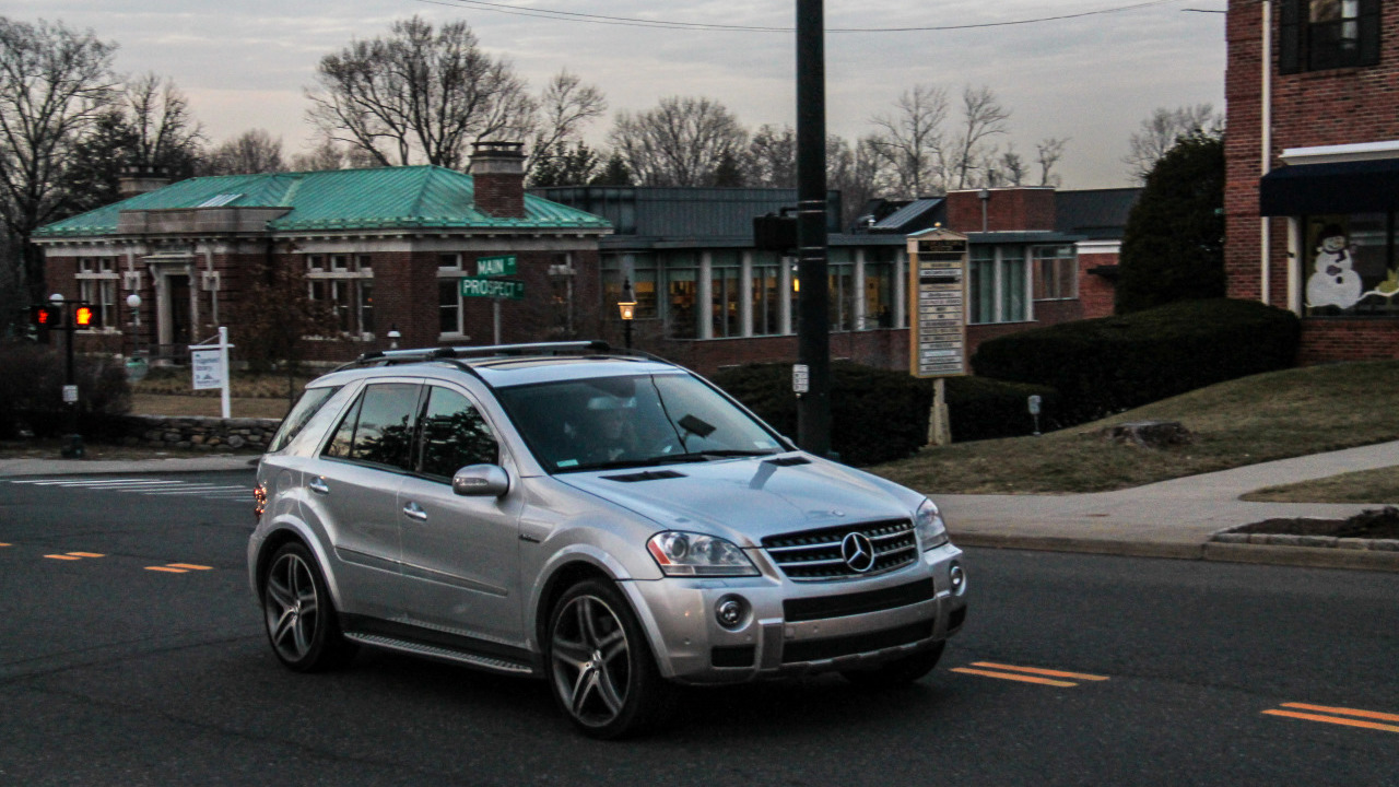 Mercedes Benz ml 63 AMG w164