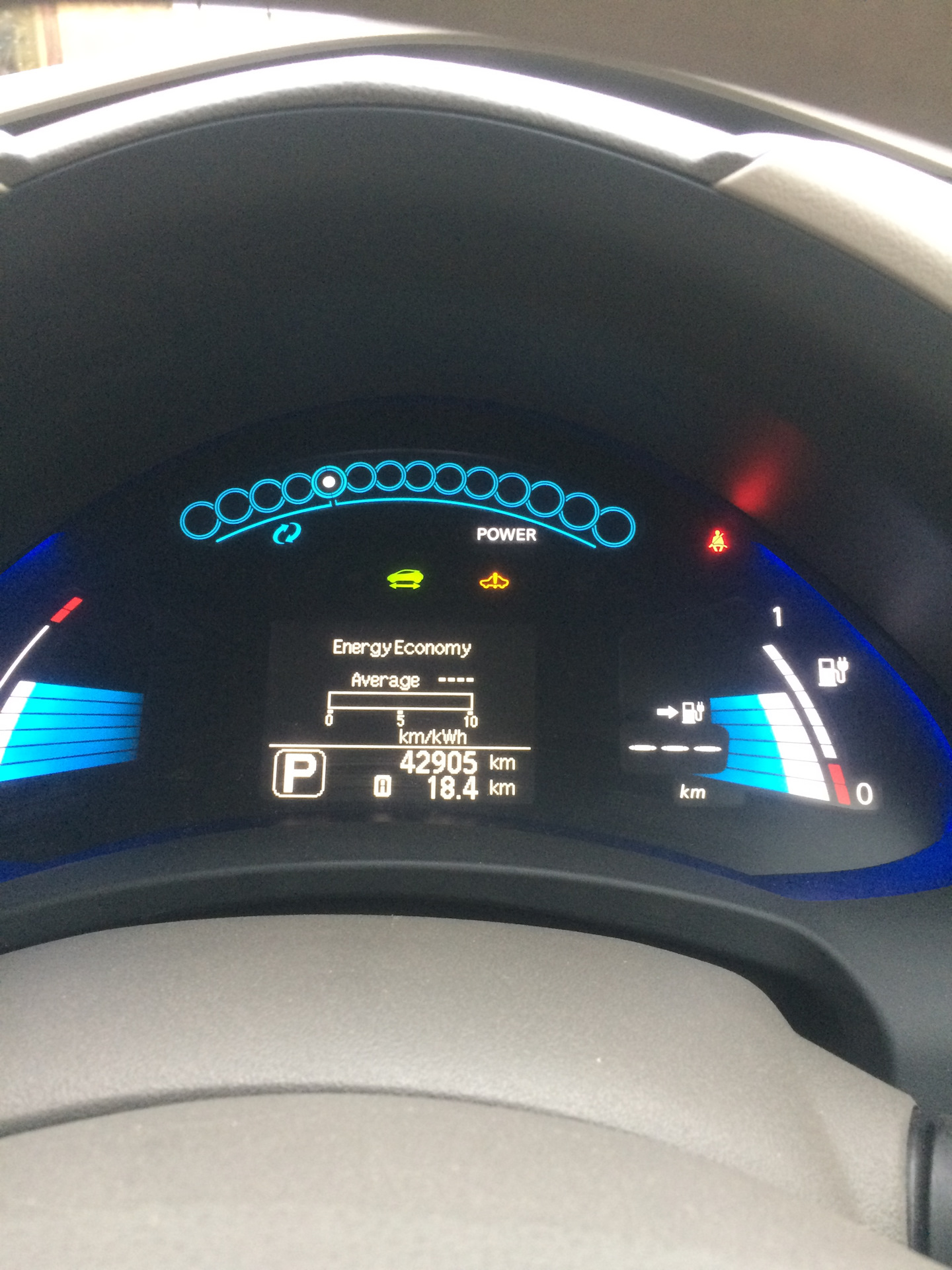 Nissan leaf компрессор кондиционера lin сигнал. Nissan leaf ошибка. Nissan leaf ошибка p31b8. Ошибки ниссан лиф. Ошибки ниссан лиф.