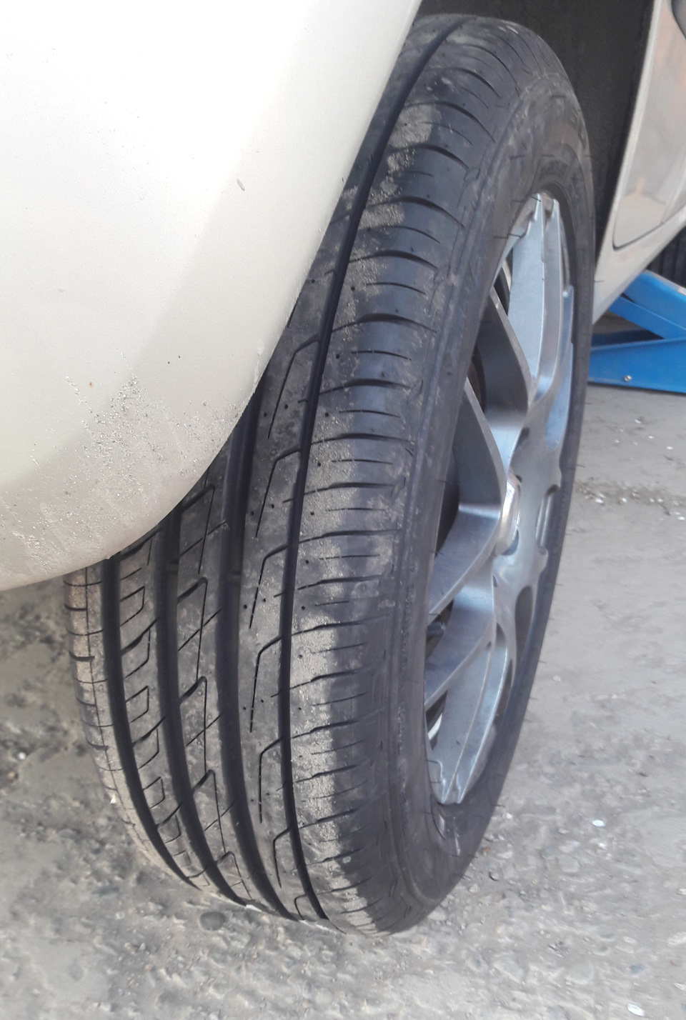 Продам шины NITTO 860 185/60 R15 с небольшим пробегом. (ПРОДАНО) — Ford  Fiesta (Mk VI), 1,4 л, 2009 года | шины | DRIVE2