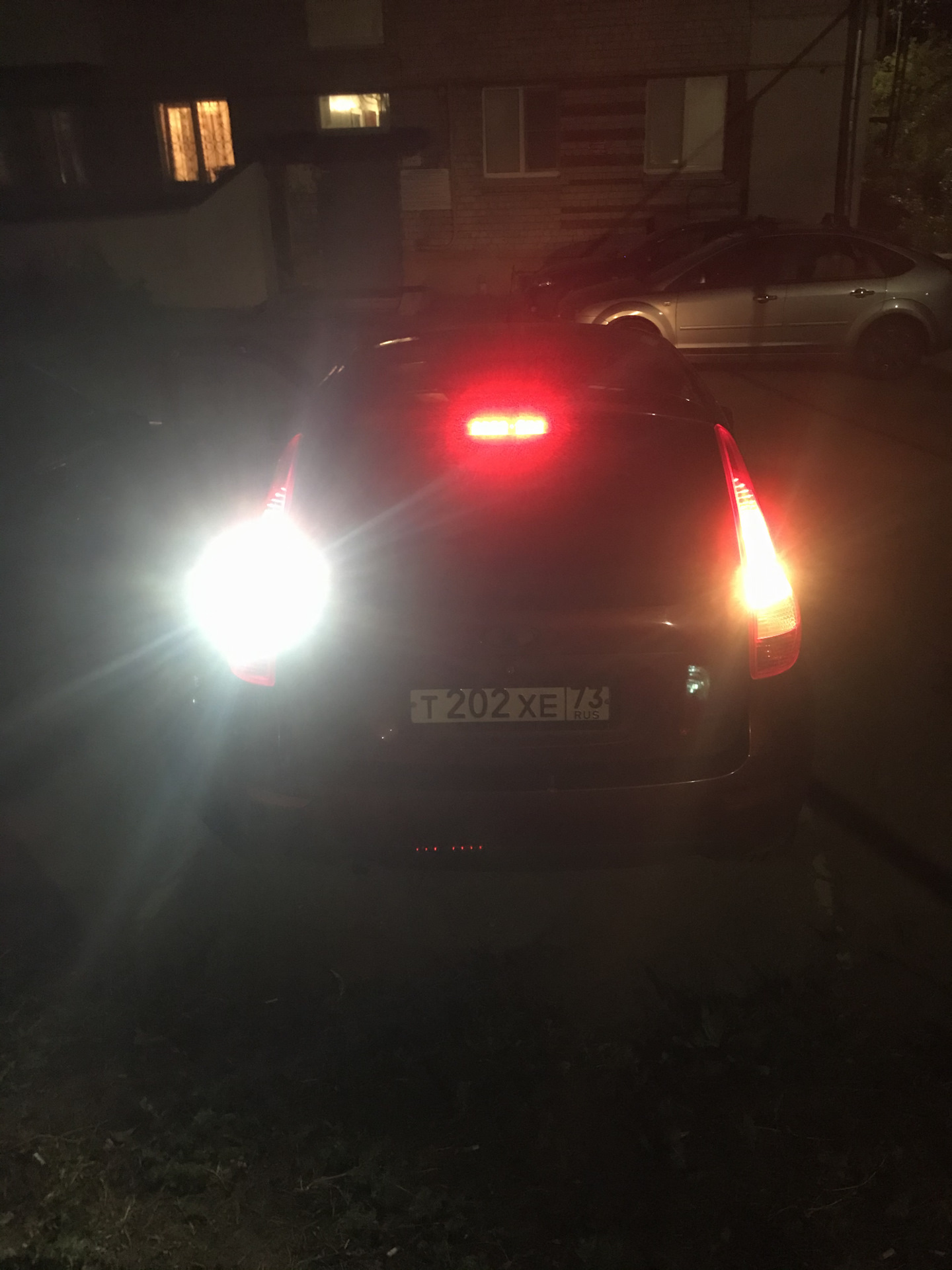 Лампы габарита и заднего хода / оранжевые ДХО — Lada Калина 2 хэтчбек ...