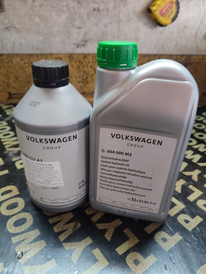 Фото в бортжурнале Volkswagen Passat B7. Запчасти на фото: G004000M2