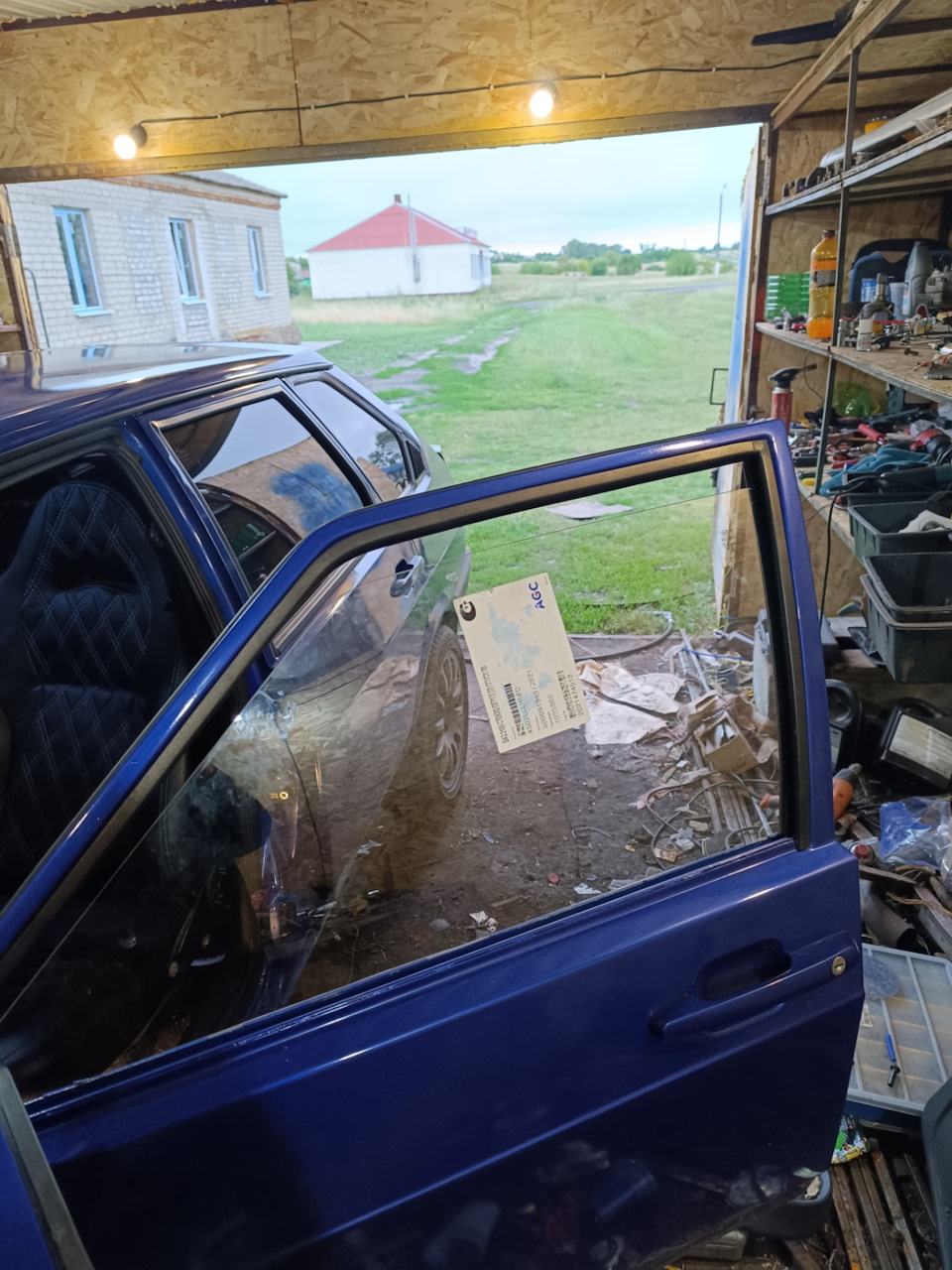 Лобовые стекла Ваз/lada 2109/2114 в Москве