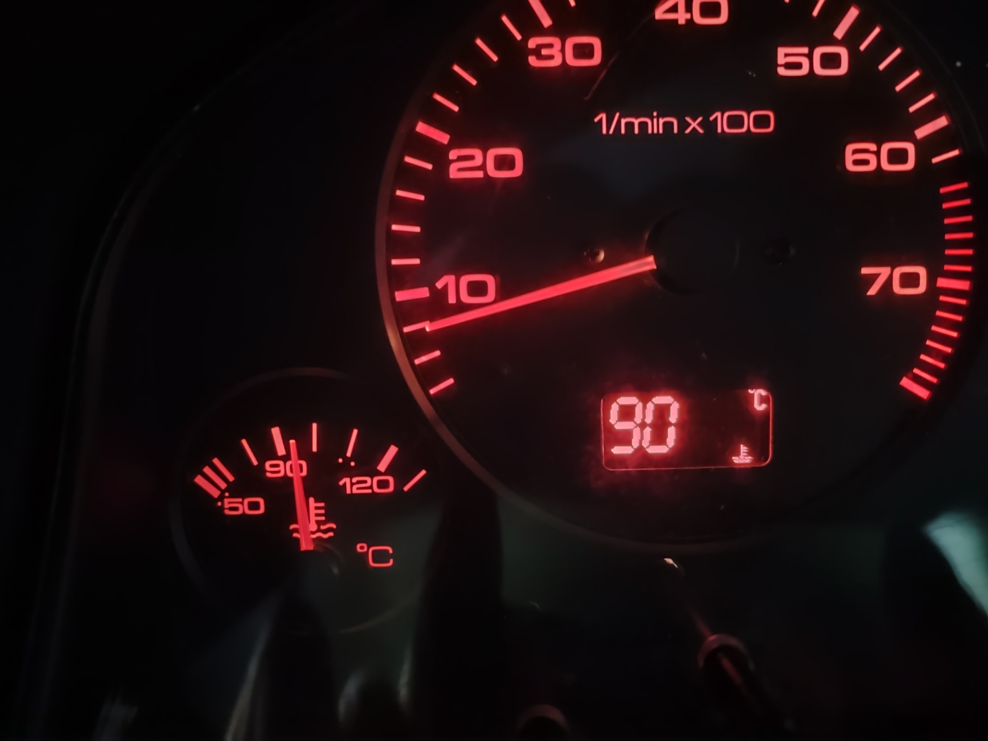 Монтаж датчиков температуры и давления масла — Audi 80 (B4), 2 л, 1993 ...