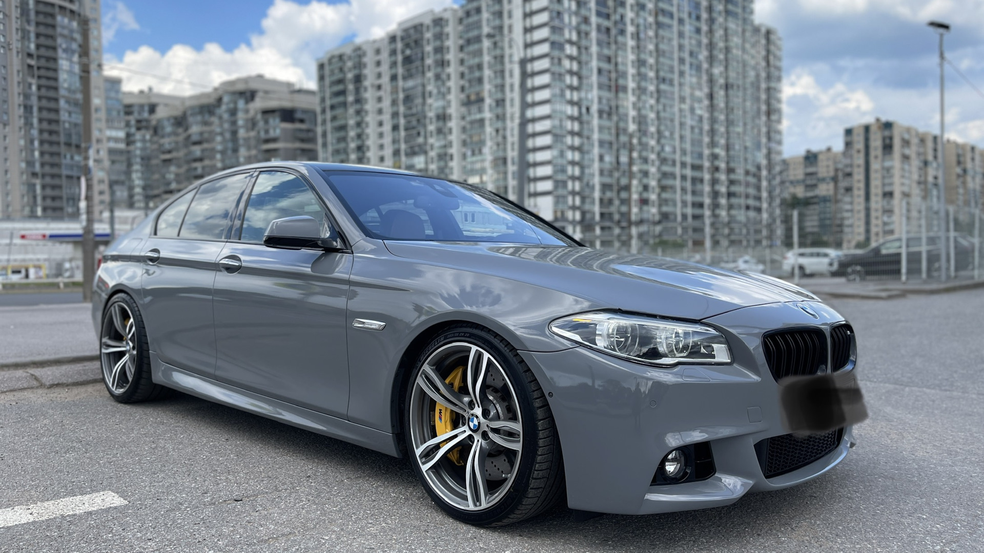 BMW 5 series (F10) 4.4 бензиновый 2012 | 550 stage3 на DRIVE2