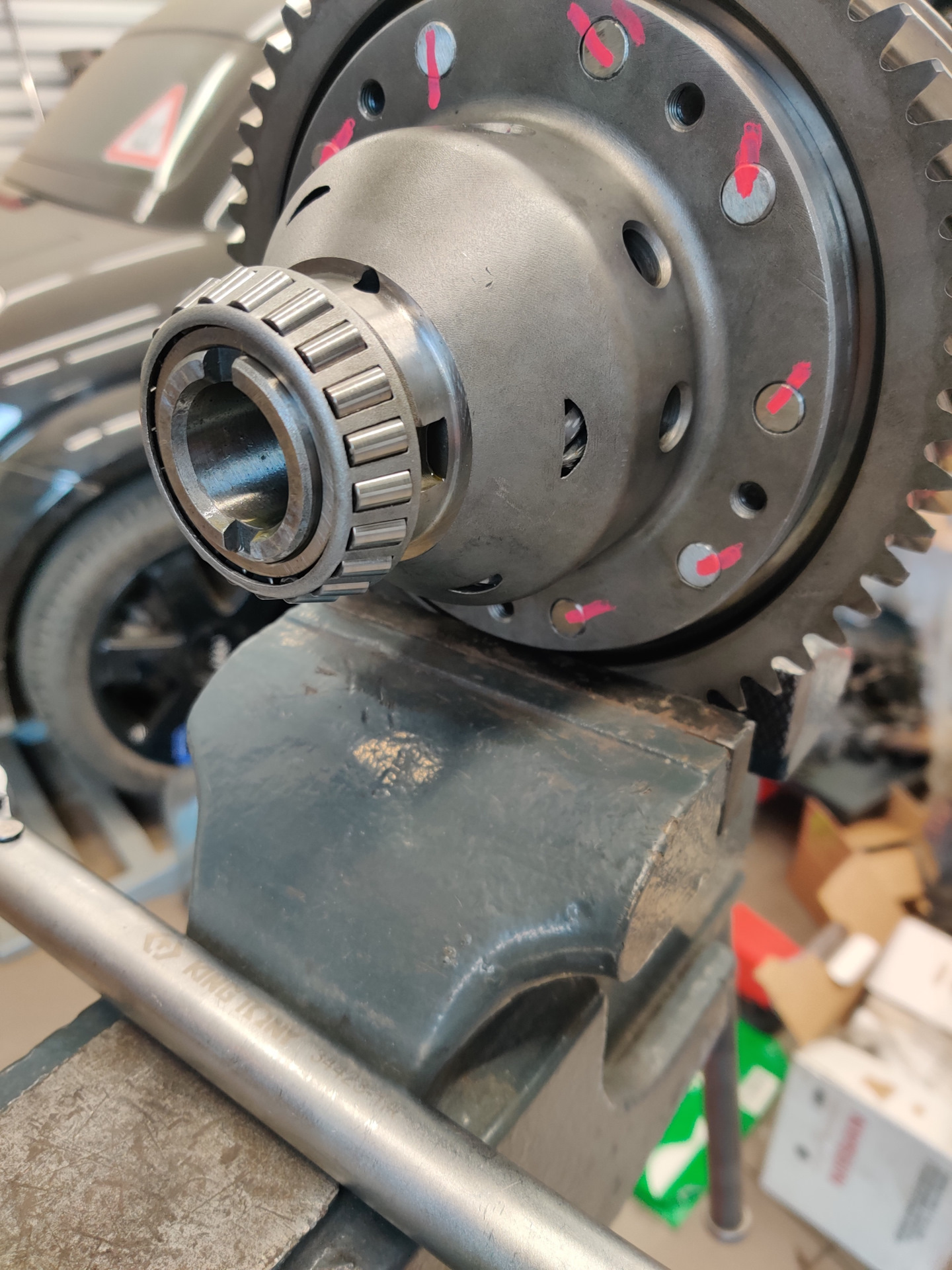 Установка самоблокирующегося дифференциала — Nissan Juke (1G), 1,6 л ...