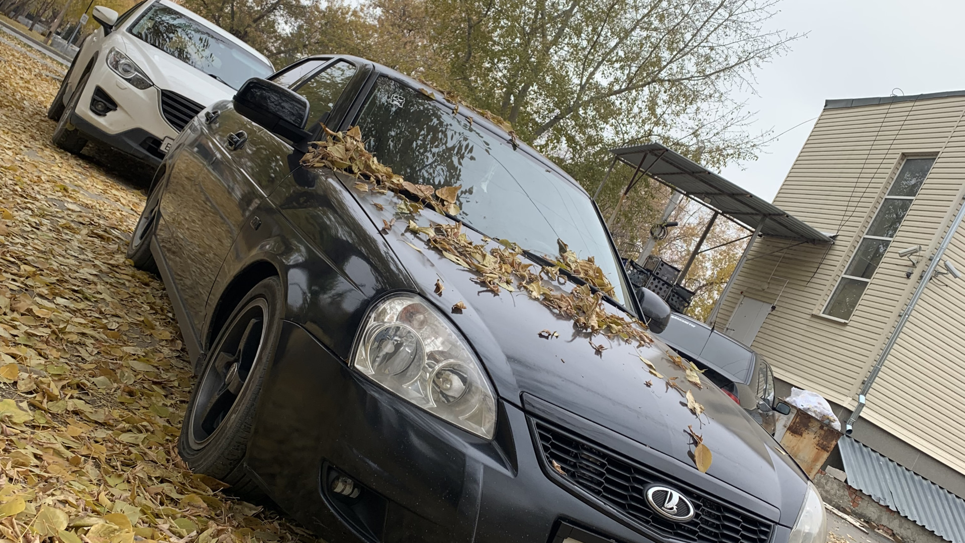 Lada Приора седан 1.6 бензиновый 2007 | Приземлённая на DRIVE2