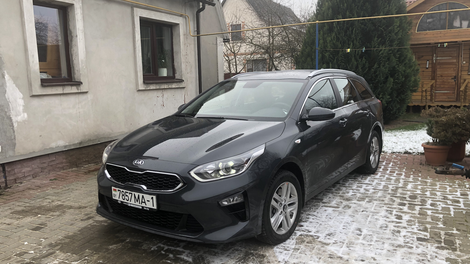 KIA Ceed SW (3G) 1.6 бензиновый 2019 | Графитовый, 1.6 MPI, 6AT на DRIVE2