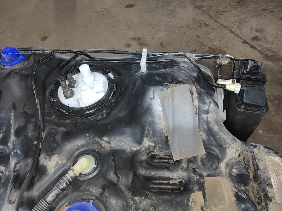 Замена бензонасоса, адсорбера опель астра j gtc a16let — Opel Astra J ...
