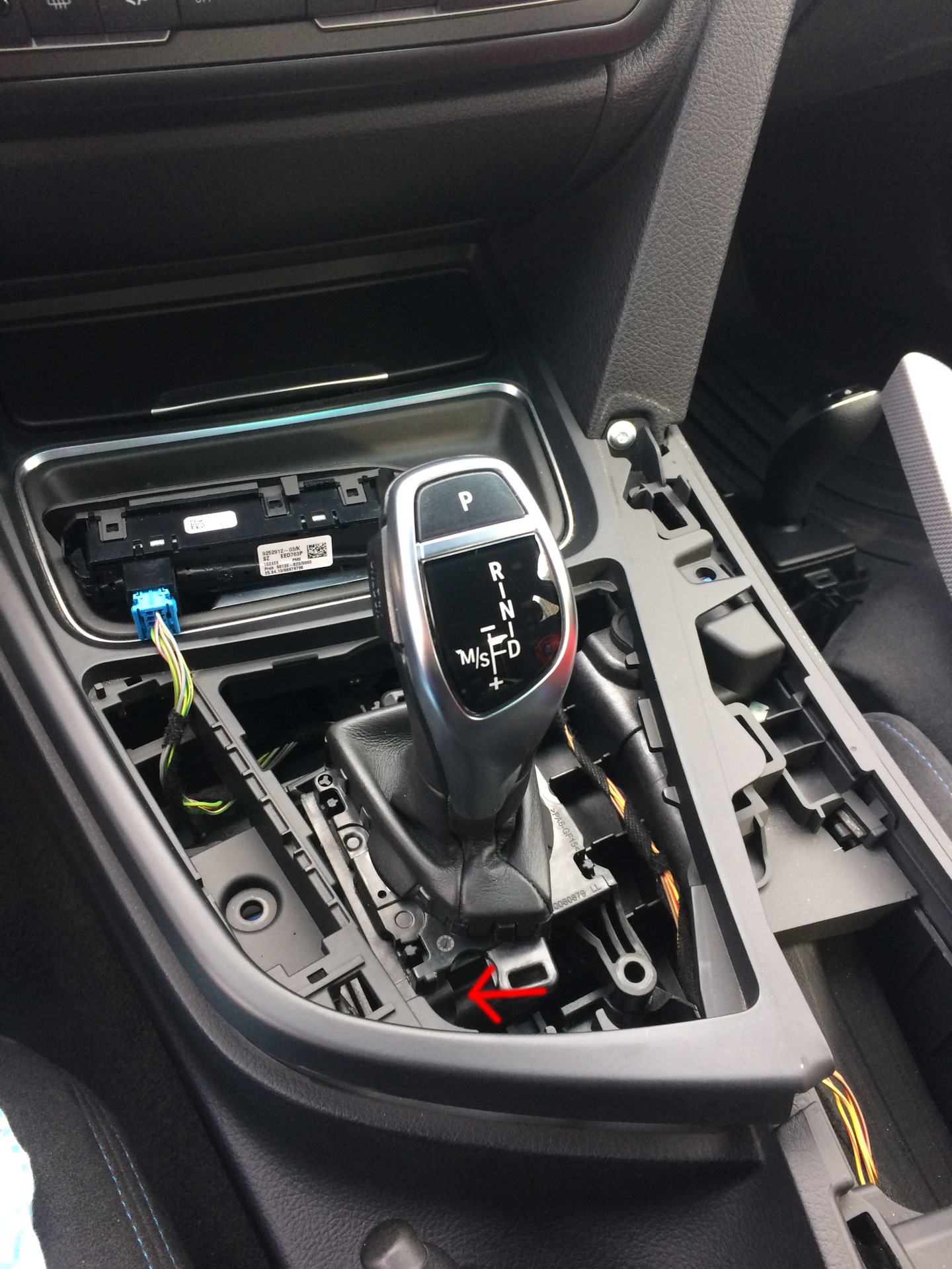 Спорт селектор. Джойстик селектора БМВ е90. Хрустальный селектор БМВ f30. Селектор переключения передач на Ауди а3 2021.