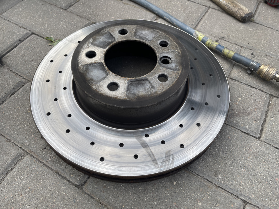 Фото в бортжурнале BMW 5 series (E60)