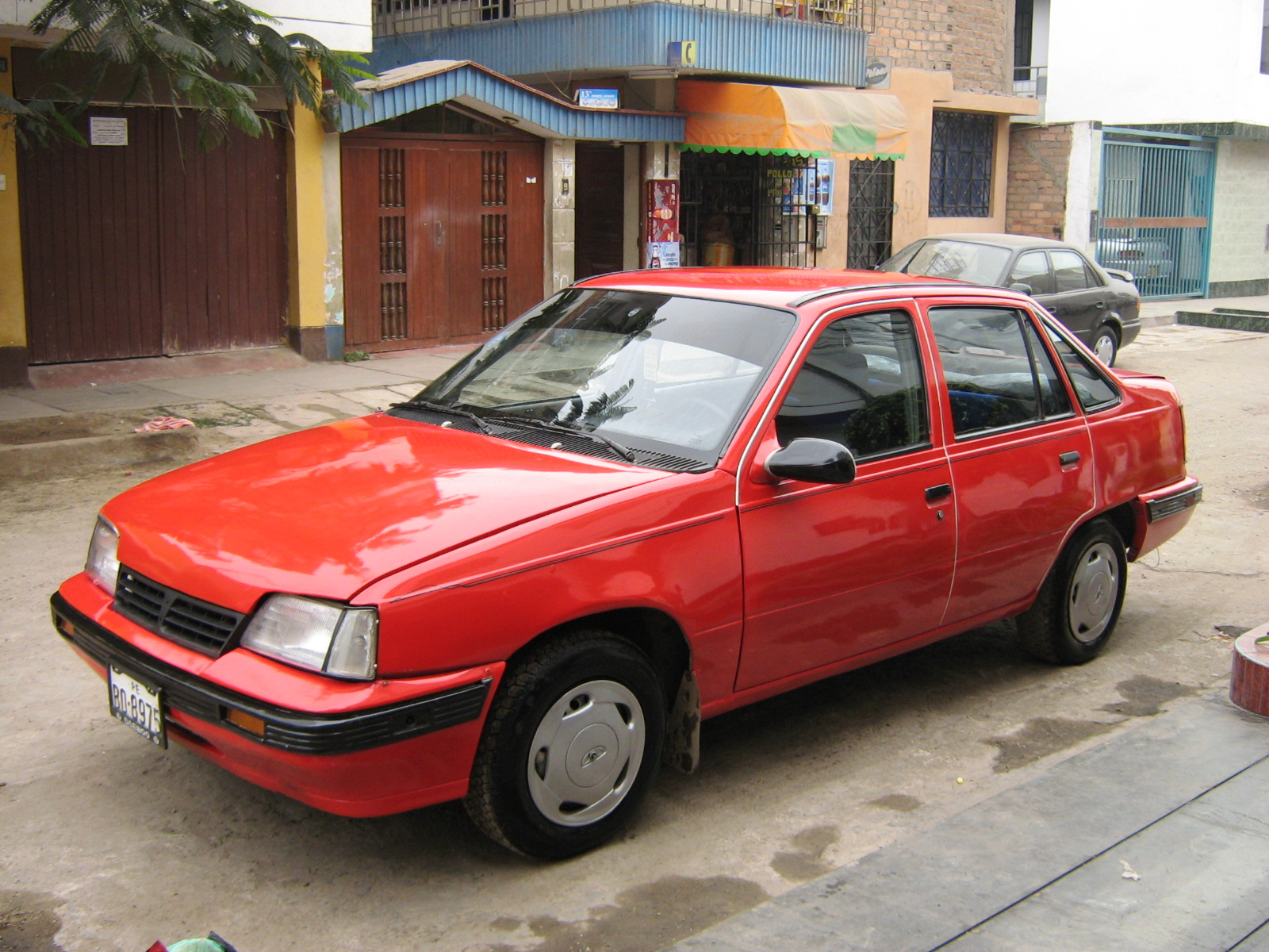 Нексия опель кадет. Daewoo Racer 1994. Daewoo Racer 1995. Дэу рейсер 1993. Daewoo Racer 2001.