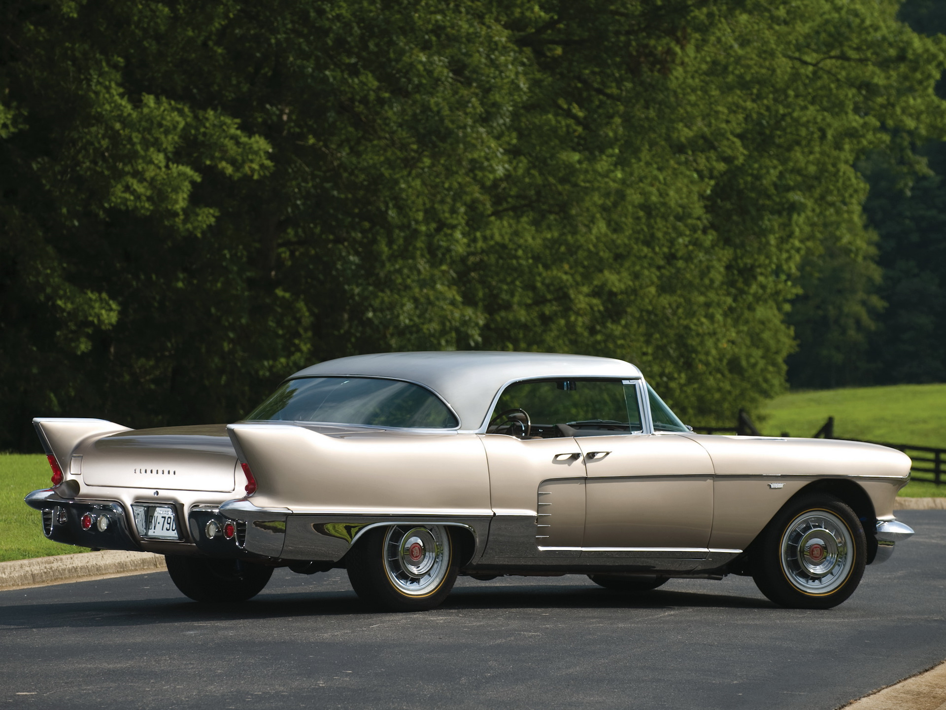 Cadillac Eldorado Brougham 1955