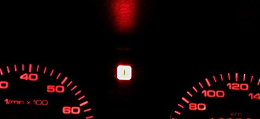 индикатор низкого уровня охлаждающей жидкости bmw e90. моргает лампочка охлаждающей жидкости. моргает лампочка охлаждающей жидкости. лампочка ож гольф 4. фольксваген т4 моргает лампочка уровня охлаждающей жидкости.