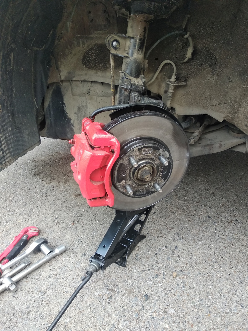 Замена стойки стабилизатора — KIA Rio (3G), 1,4 л, 2014 года | своими ...