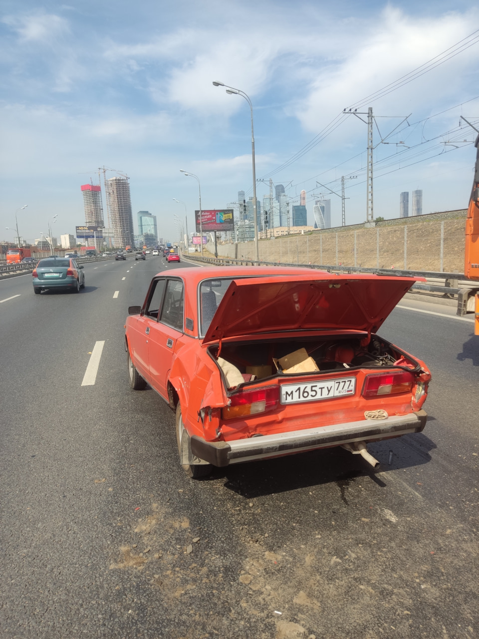 Беда — Lada 2105, 1,3 л, 1983 года | ДТП | DRIVE2