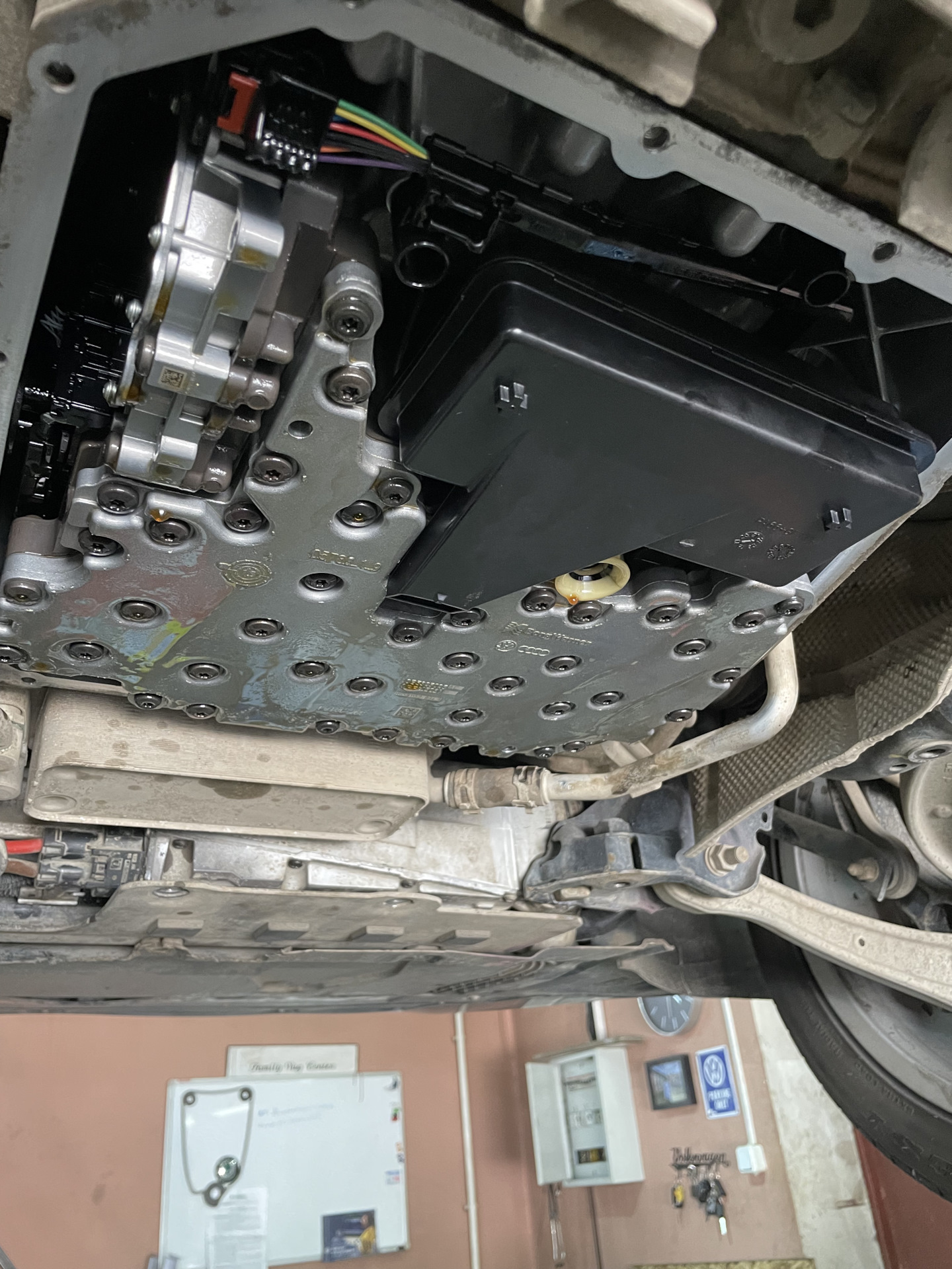 Замена масла в DL501 — Audi A6 (C7), 2,8 л, 2015 года | плановое ТО ...