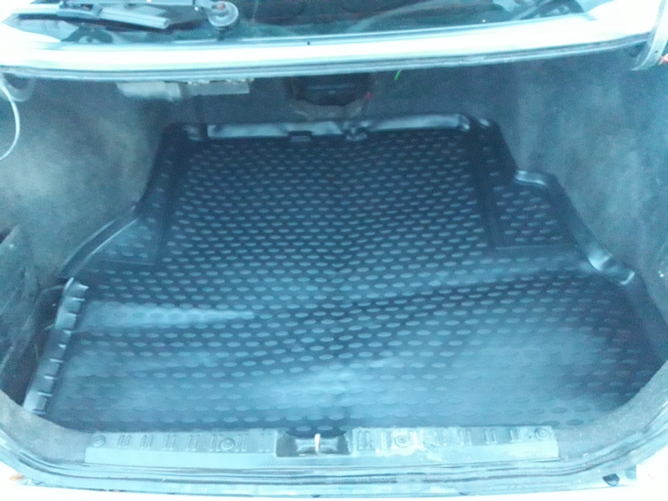 Резиновый коврик в багажник — Honda Accord (6G), 2 л, 1998 года ...