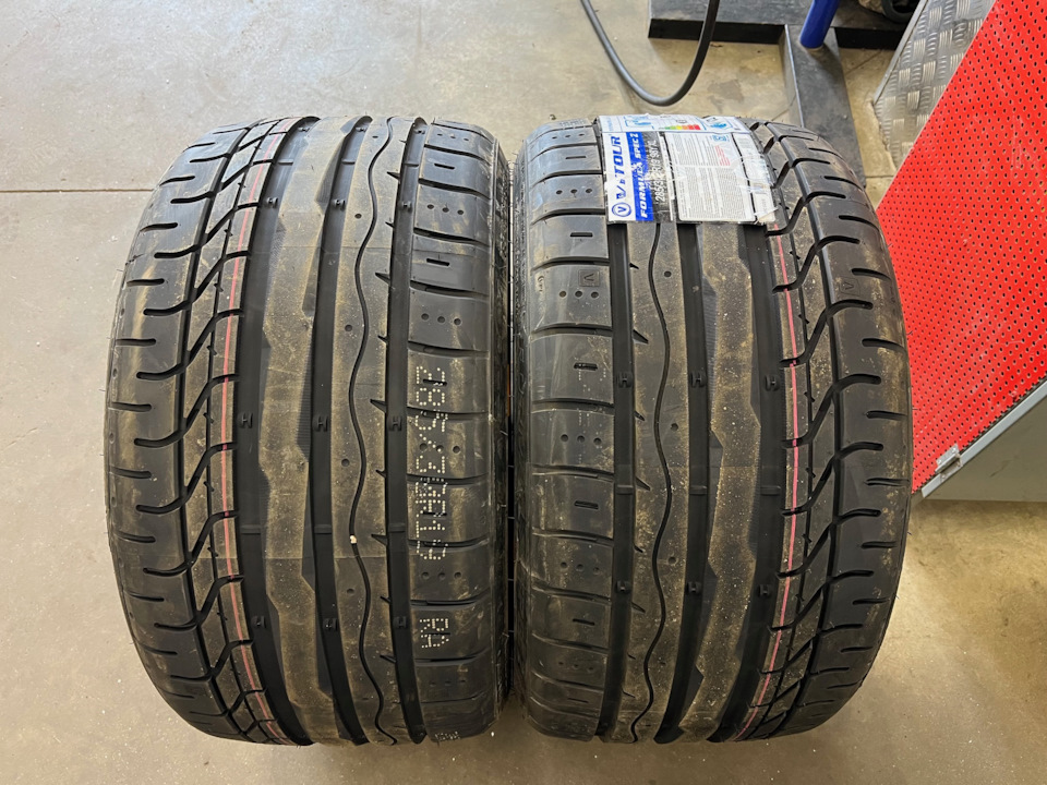 VITOUR FORMULA SPEC Z 225/45R19 96W 19インチ ヴィツァー フォーミュラZ 新品 サマータイヤ 4本セット VITOUR FORMULA SPEC Z 225⁄45R19 96W 19インチ ヴィツァー