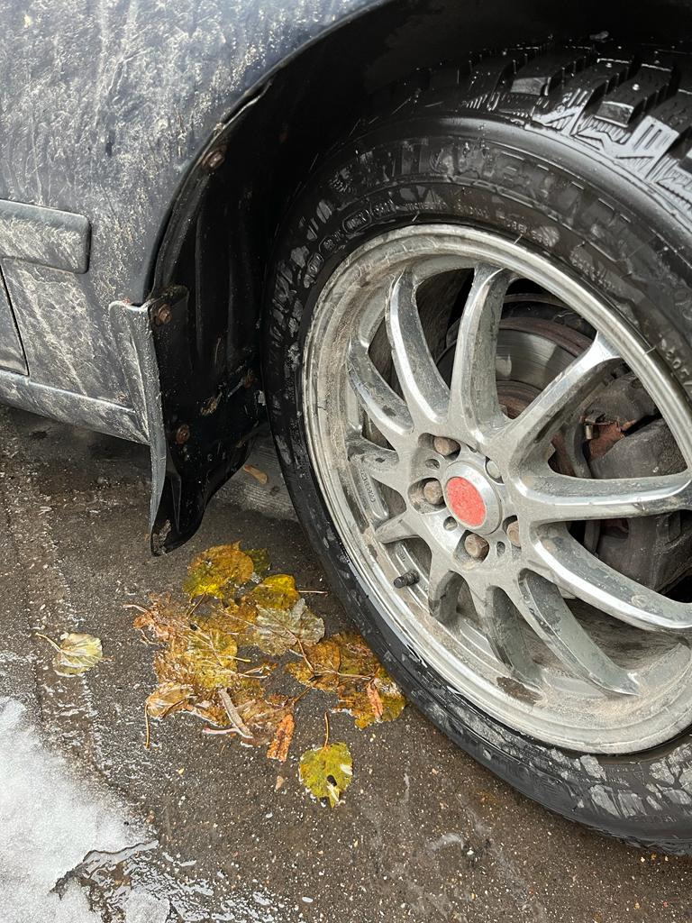 Замена летней резины на зимнюю 205/55/16 вылет 42 — Toyota Carina E, 1 ...