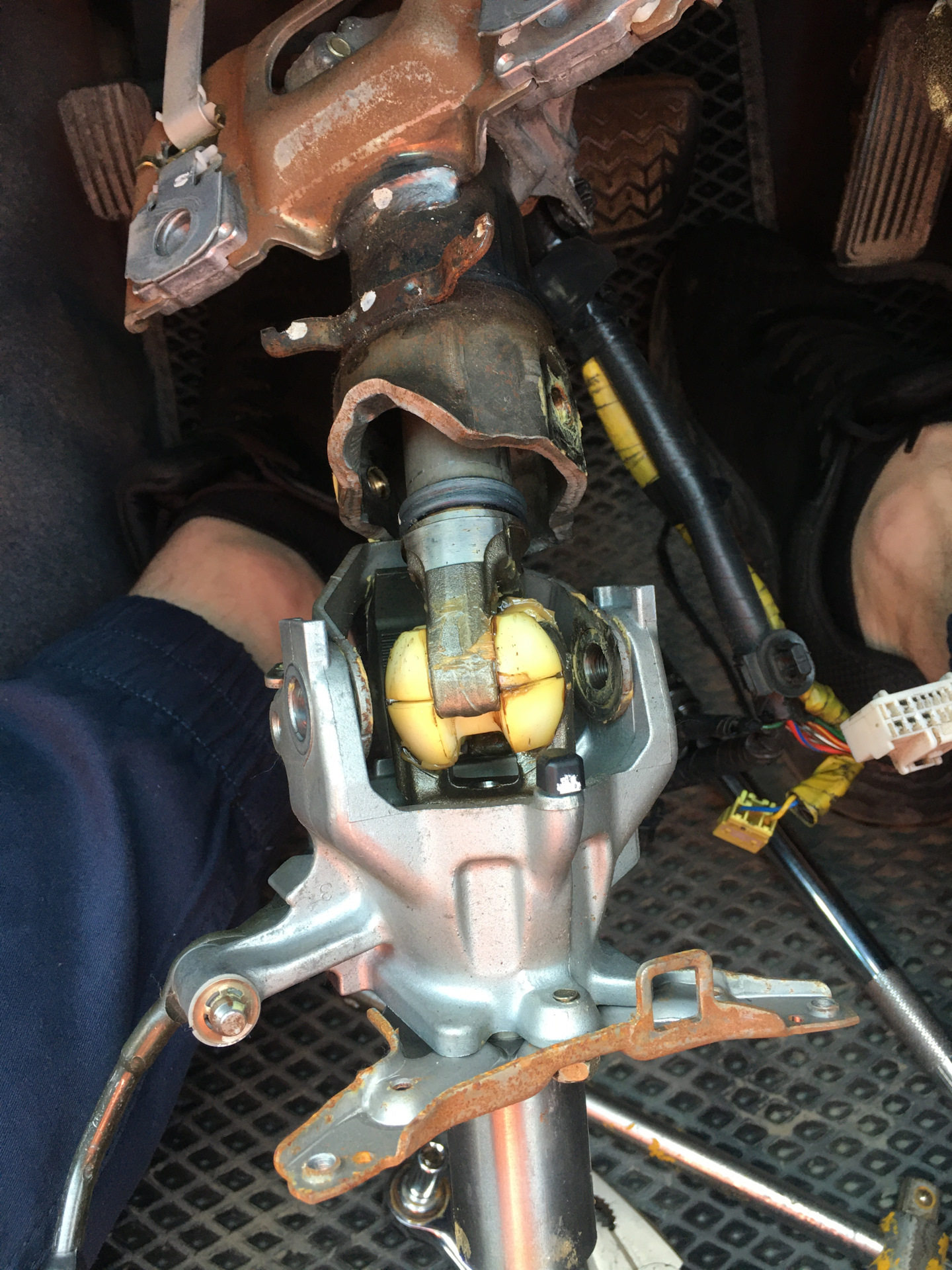 Люфт, стук рулевой колонки — Toyota Cresta (100), 2,5 л, 1996 года ...